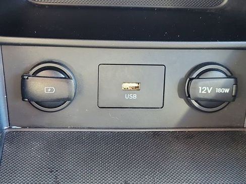 Used 2022 Hyundai Kona SEL image 24