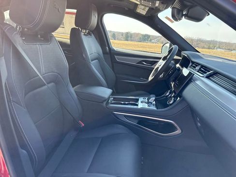 New 2026 Jaguar F-PACE R-Dynamic S image 16