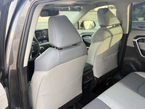 Used 2020 Toyota RAV4 Limited image 24