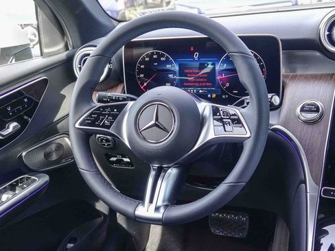 New 2026 Mercedes-Benz GLC 300 image 14