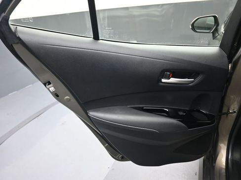 Used 2020 Toyota Corolla SE FWD image 28