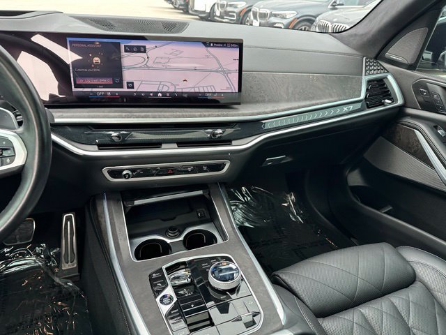 Used 2024 BMW X7 xDrive40i w/ Executive Package AWD/4WD image 22