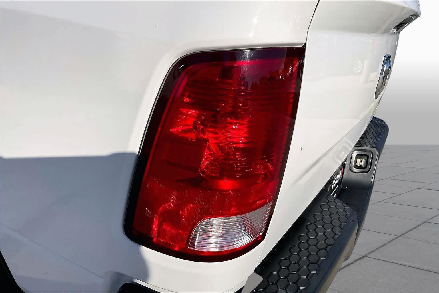 Used 2015 RAM 1500 Tradesman w/ Popular Equipment Group RWD image 28