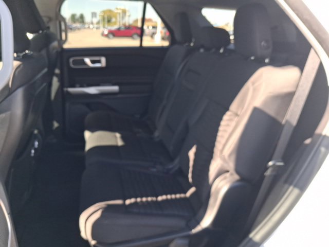 Used 2020 Ford Explorer XLT AWD/4WD image 24