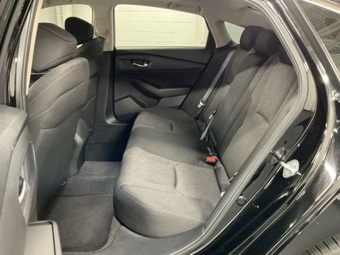 Used 2024 Honda Accord EX image 11