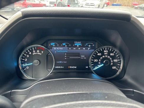 Used 2019 Ford F150 Lariat w/ Trailer Tow Package image 11