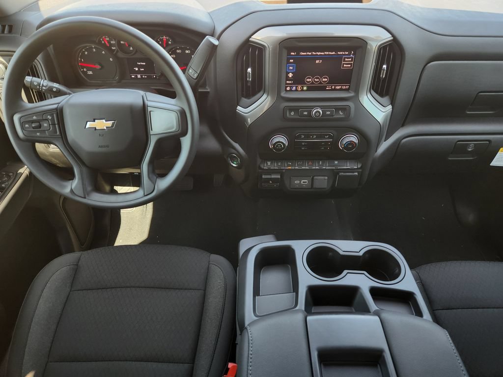 New 2026 Chevrolet Silverado 2500 Custom w/ Custom Value Package AWD/4WD image 18
