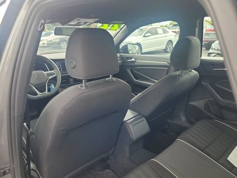 Used 2022 Volkswagen Jetta Sport FWD image 12
