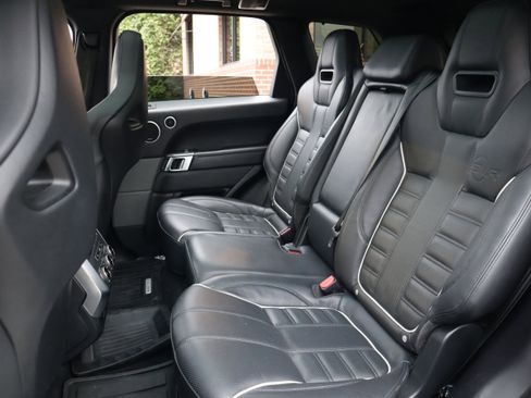 Used 2016 Land Rover Range Rover Sport SVR image 30