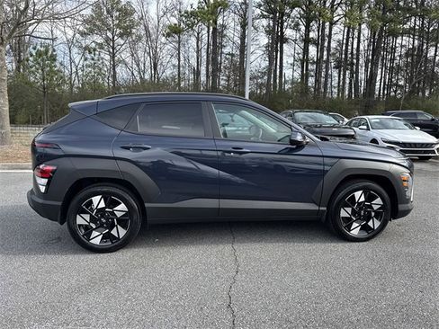 Certified 2025 Hyundai Kona SEL image 8