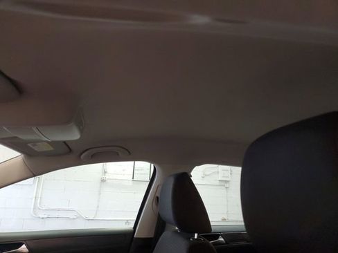 Used 2015 Volkswagen Jetta S image 22