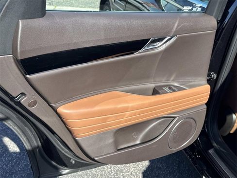 Used 2023 Genesis G80 2.5T image 24