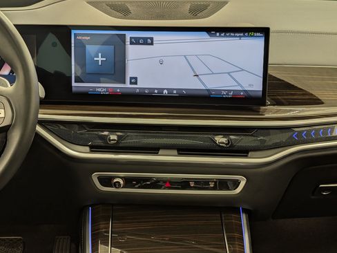 Certified 2024 BMW X5 xDrive40i w/ Premium Package image 27