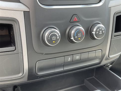 Used 2015 RAM 1500 Tradesman w/ Power & Remote Entry Group image 24