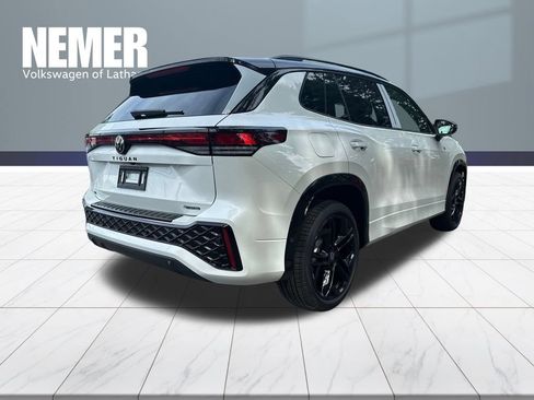 New 2026 Volkswagen Tiguan SE R-Line AWD/4WD image 4
