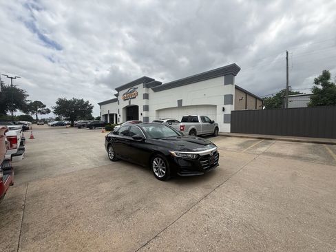 Used 2021 Honda Accord LX image 42