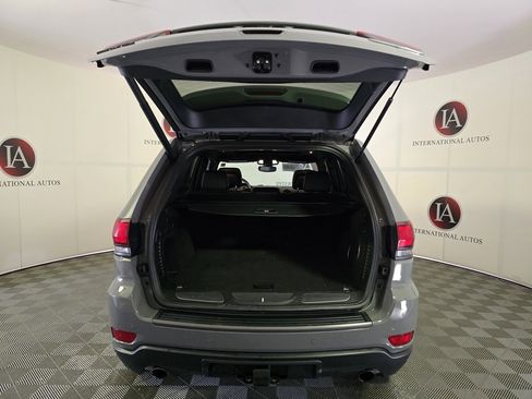 Used 2021 Jeep Grand Cherokee Trailhawk w/ Trailhawk Luxury Group image 8