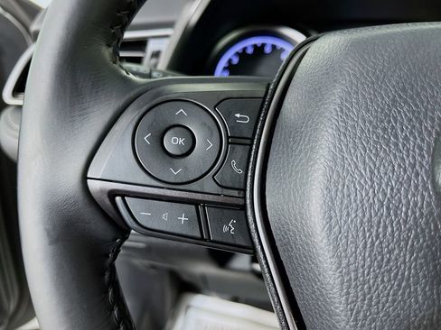 Used 2022 Toyota Camry SE FWD image 15