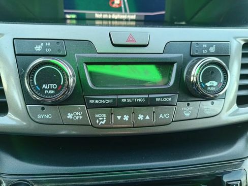 Used 2015 Honda Odyssey Touring Elite image 33