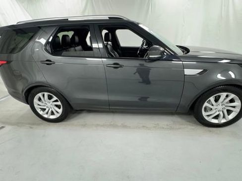 Used 2018 Land Rover Discovery HSE AWD/4WD image 2