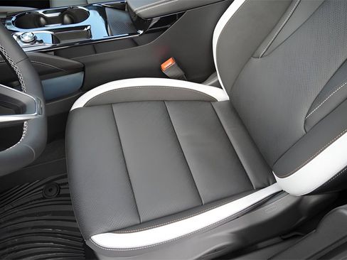 New 2026 Buick Envision Sport Touring image 9