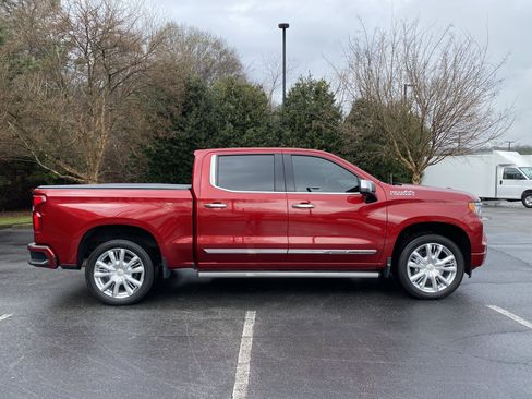 Used 2022 Chevrolet Silverado 1500 High Country w/ High Country Premium Package image 10
