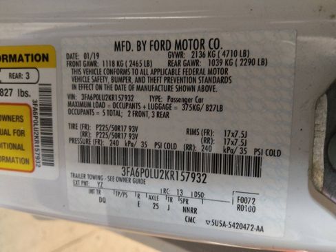 Used 2019 Ford Fusion SE image 33