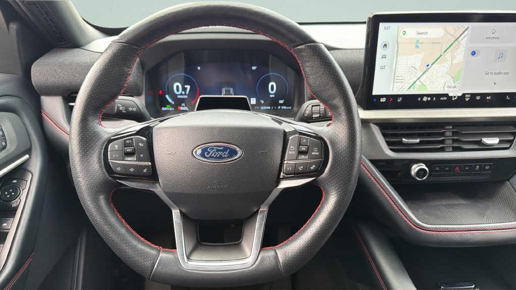 Used 2025 Ford Explorer ST-Line AWD/4WD image 14