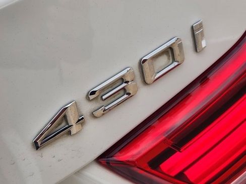 Used 2018 BMW 430i Convertible image 11