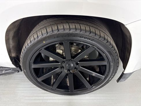 Used 2019 Chevrolet Suburban Premier w/ RST 6.2L Performance Edition image 10