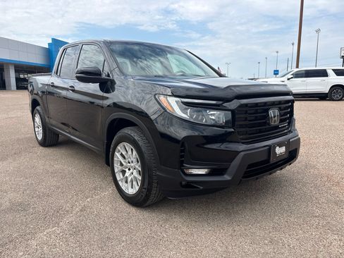 Used 2021 Honda Ridgeline Black Edition image 8