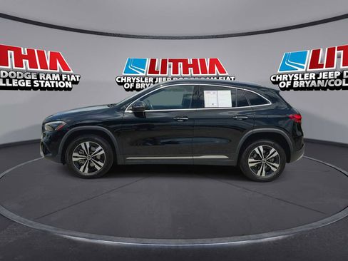 Used 2025 Mercedes-Benz GLA 250 4MATIC w/ Winter Package image 5