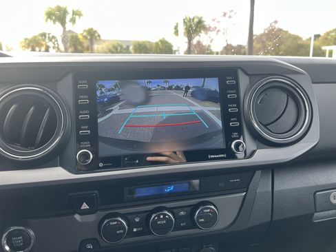 Used 2023 Toyota Tacoma TRD Off-Road w/ Technology Package image 24