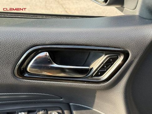 Used 2025 Dodge Durango R/T AWD/4WD image 19