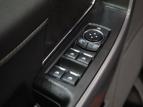 Used 2025 Ford F150 XLT w/ Equipment Group 301A Standard image 17