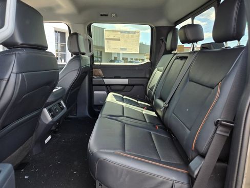 New 2026 Ford F250 Lariat w/ Lariat Premium Package AWD/4WD image 8