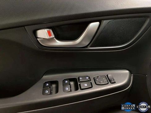 Used 2023 Hyundai Kona SE w/ Cargo Package image 30