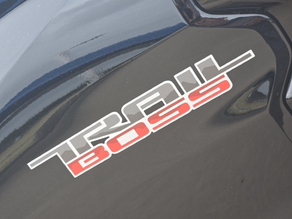 New 2026 Chevrolet Colorado Trail Boss AWD/4WD image 8