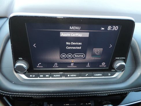 Used 2023 Nissan Rogue SV FWD image 22