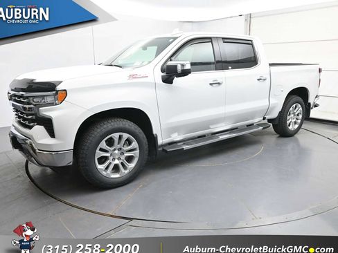 Used 2023 Chevrolet Silverado 1500 LTZ AWD/4WD image 2