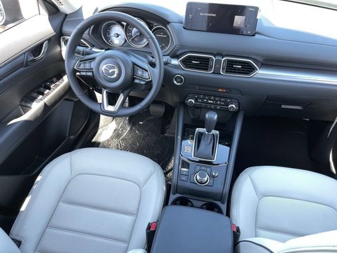New 2025 MAZDA CX-5 AWD 2.5 S w/ Preferred Package image 17