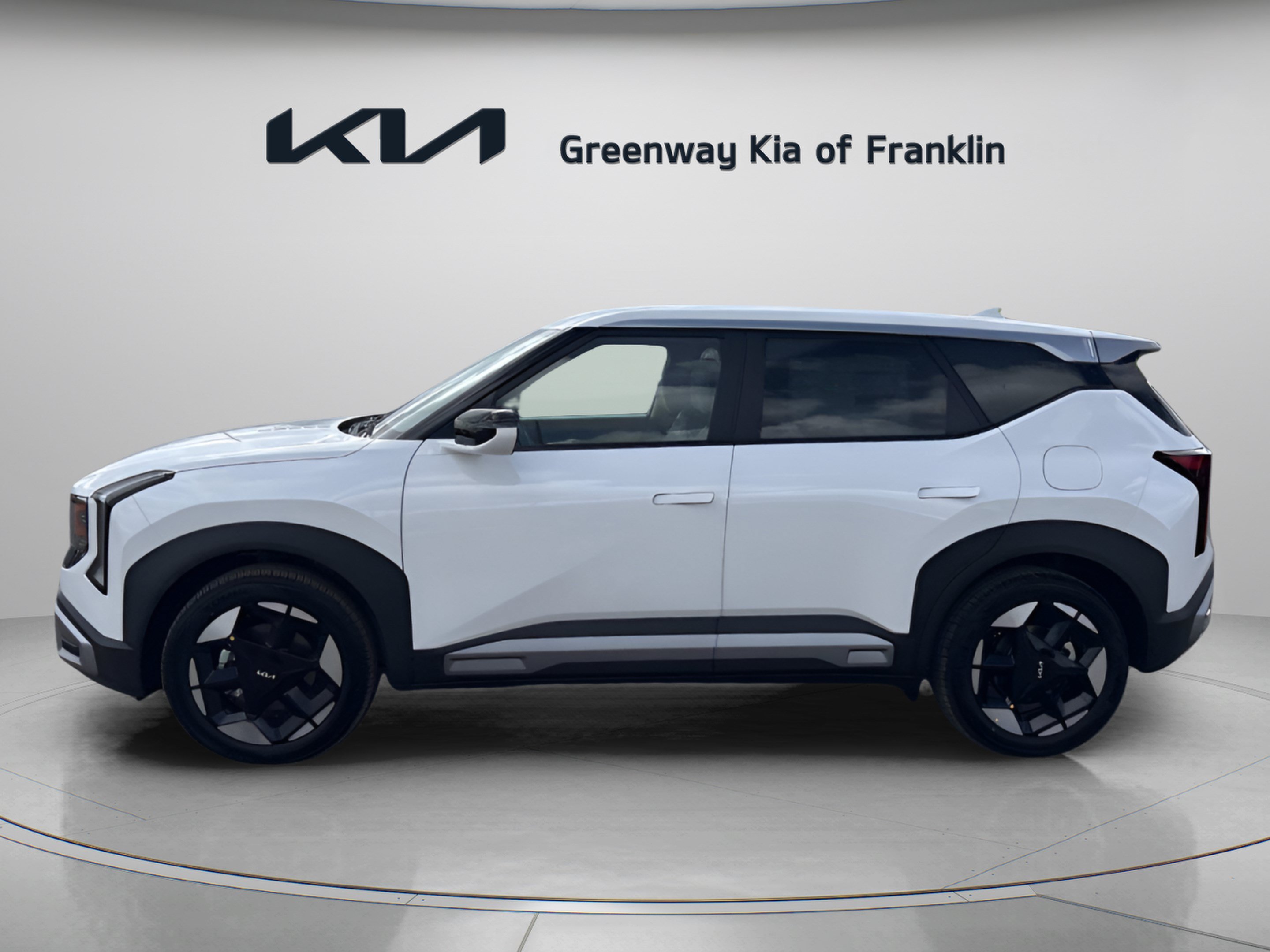 New 2027 Kia Seltos S FWD image 4