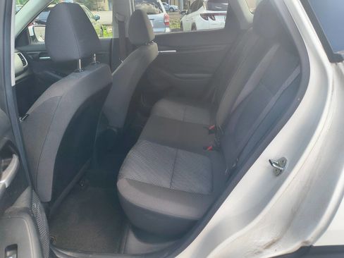 Used 2021 Kia Seltos LX AWD/4WD image 15