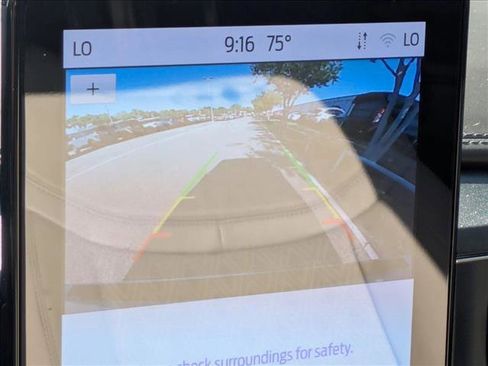 Used 2024 Ford Explorer Platinum w/ Technology Package image 10