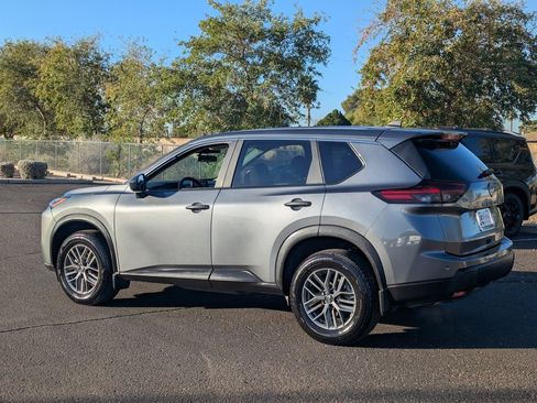 Certified 2025 Nissan Rogue S image 4