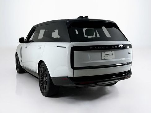 Used 2023 Land Rover Range Rover Long Wheelbase SE AWD/4WD image 3