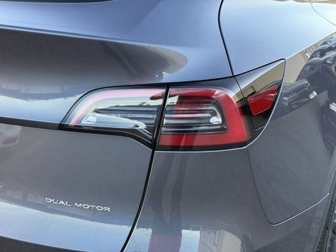 Used 2023 Tesla Model Y Long Range image 21