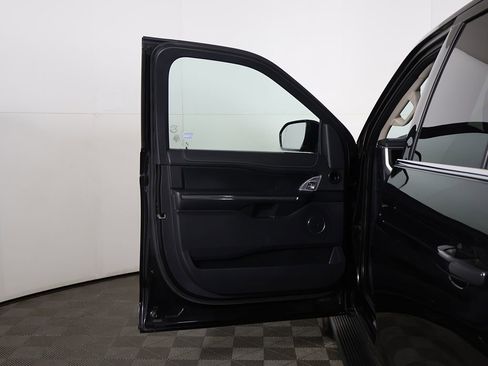 Used 2024 Ford Expedition Max XLT image 21