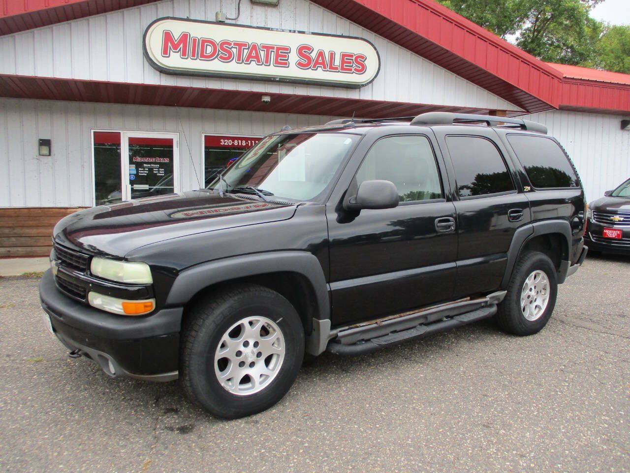 Used 2004 Chevrolet Tahoe Z71 w/ Z71 Preferred Equipment Group AWD/4WD image 2