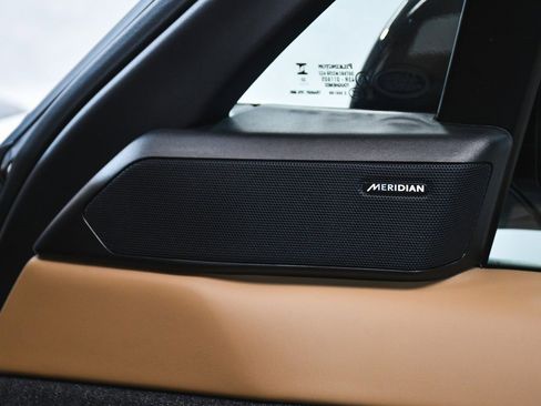 Used 2024 Land Rover Range Rover Sport SE image 21